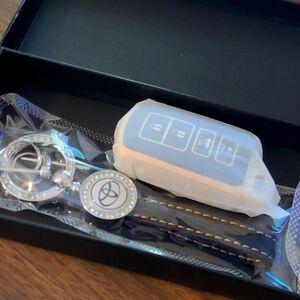 Toyota Key Fob Cover with Keychain
